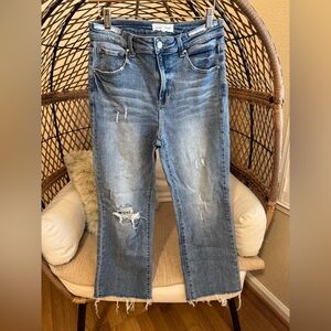 Risen Cropped Distressed Jeans 11 / 30